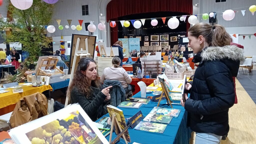 Anaïs Goldemberg en dédicace à la Kermesse Littéraire du Lumignon